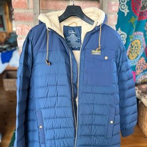 LL Bean - mens size medium Sherpa lined down winter coat, like new.